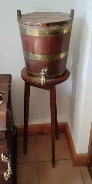 19th century Water Dispenser