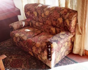 Two-seater sofa